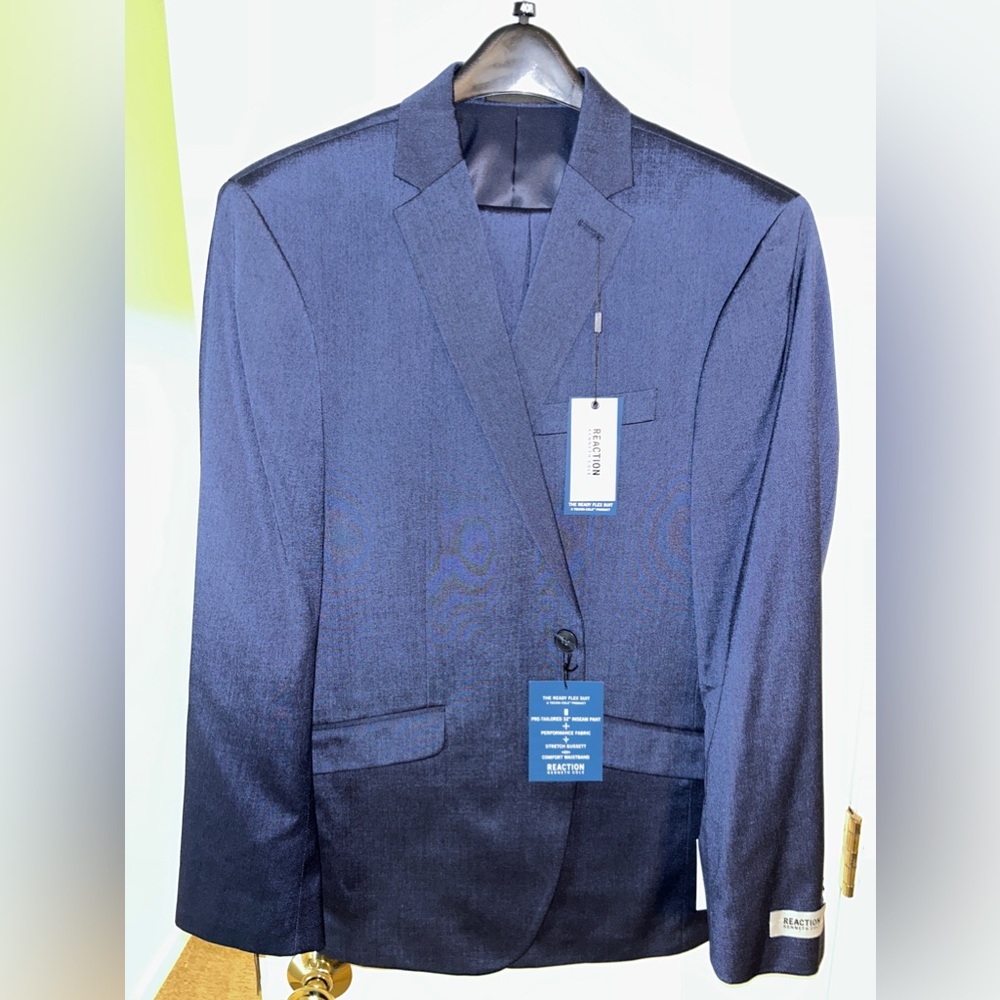 NWT Men's 40R Navy Kenneth Cole 2 Piece Suit